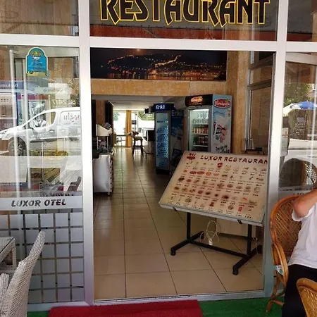 Lägenhetshotell Luxor *